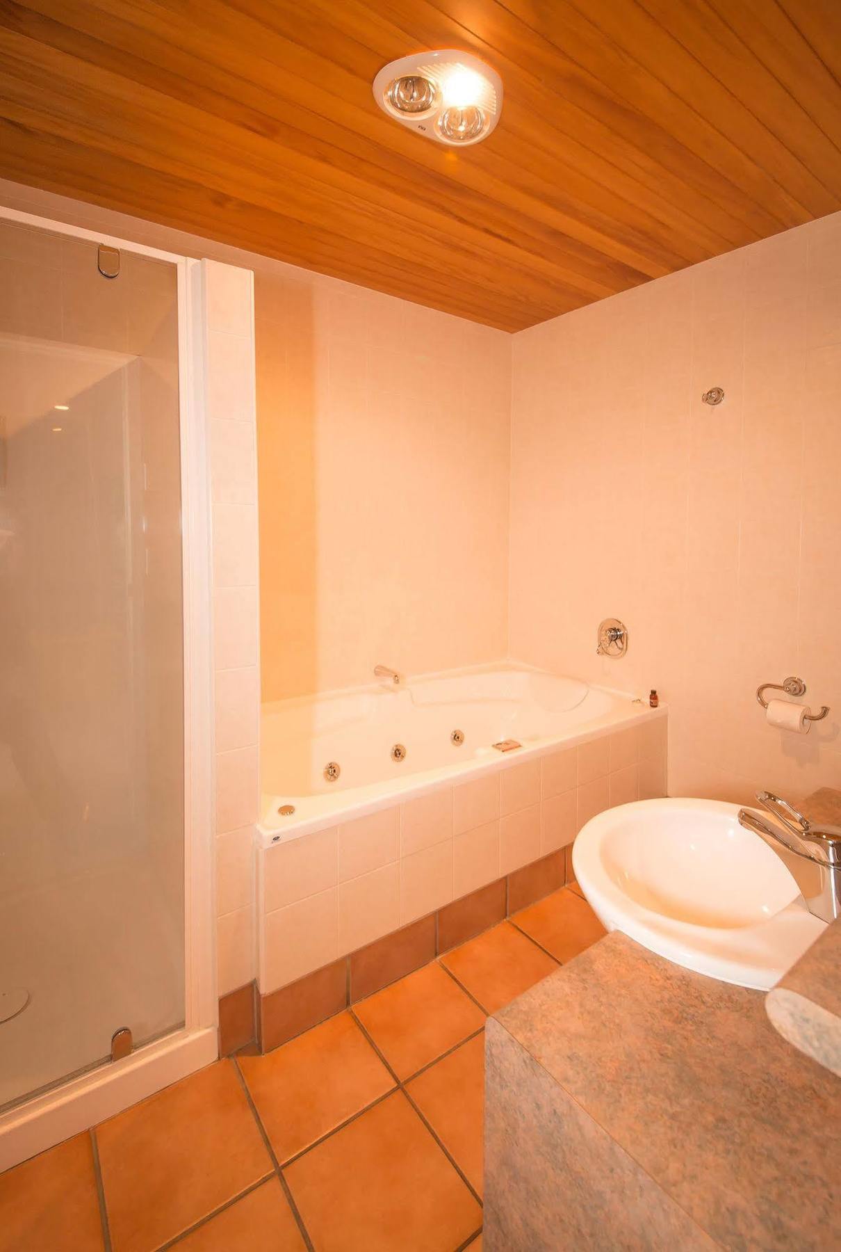 Siena Motor Lodge Whanganui Bagian luar foto