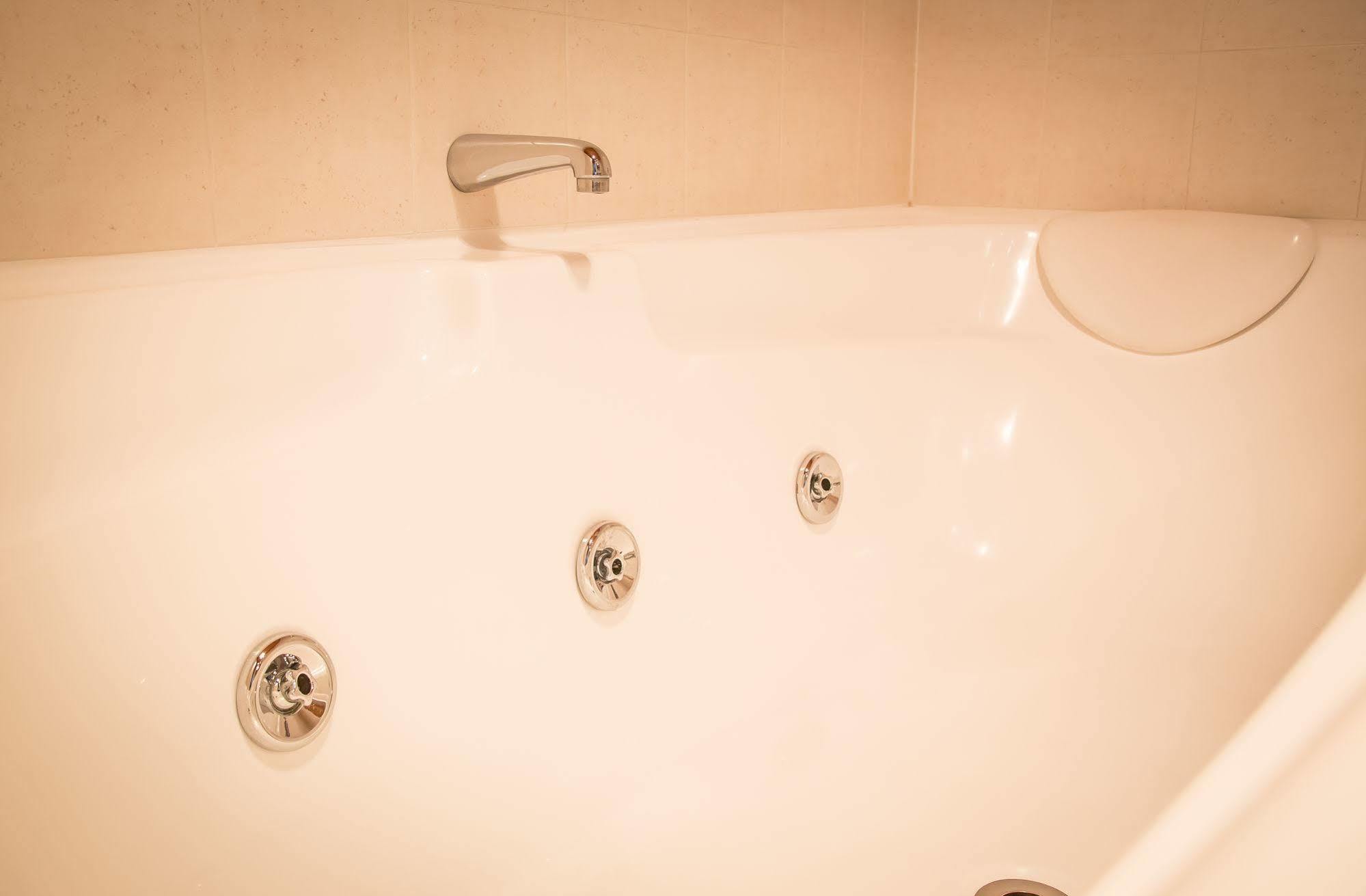 Siena Motor Lodge Whanganui Bagian luar foto