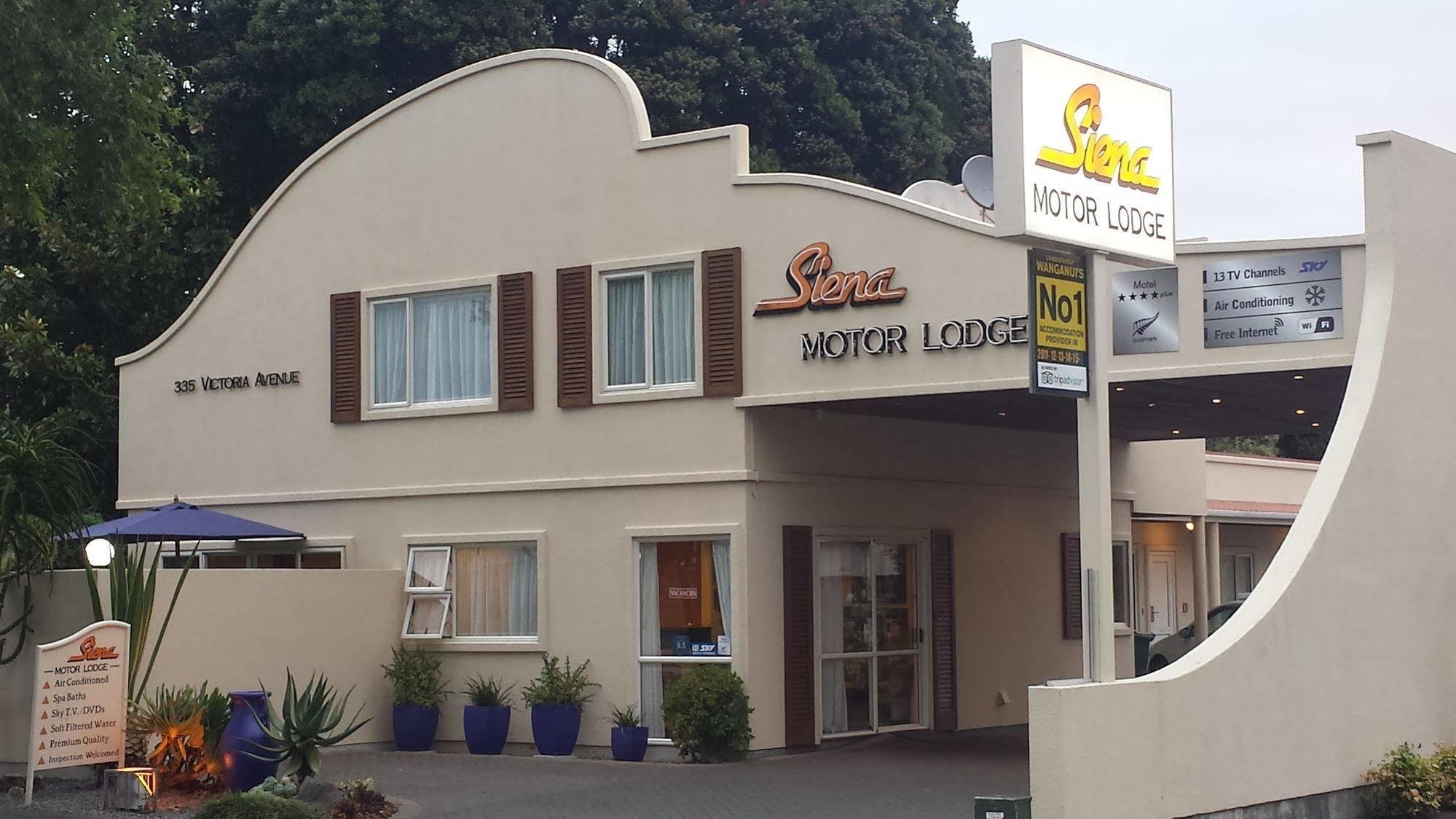 Siena Motor Lodge Whanganui Bagian luar foto